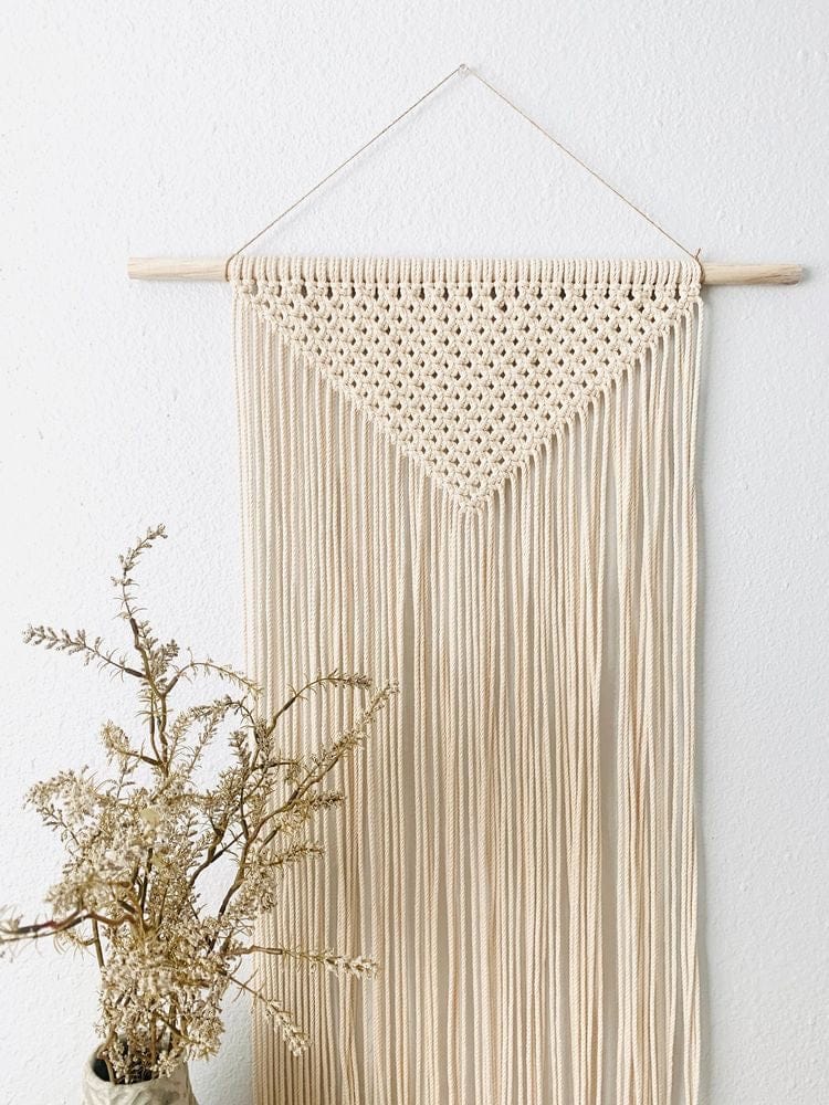 Minimal Macramé